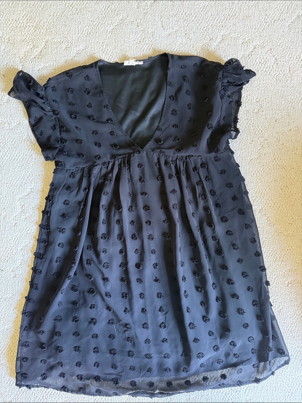 Women’s ' Black V-Neck Dot-Texture Dress